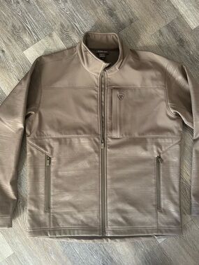 ARIAT MEN'S VERNON TONAL SOUTHWESTERN SOFTSHELL JACKET-CONCEAL AND CARRY